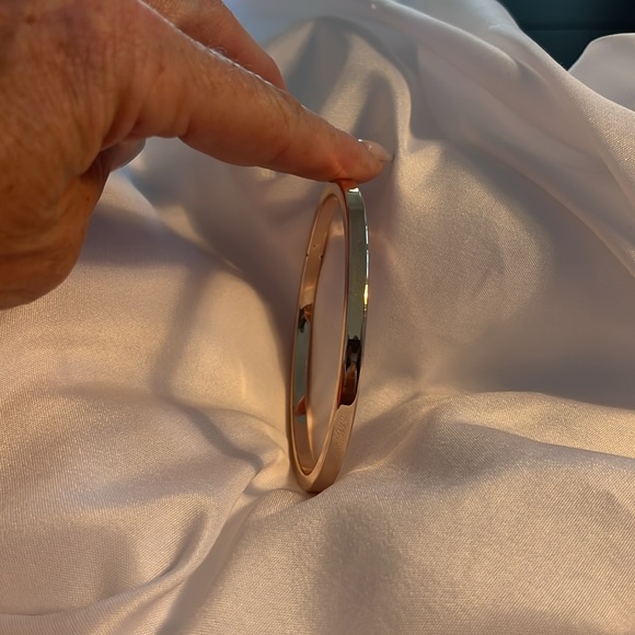 Charming Charlie Rose Gold tone bangle - Picture 2 of 5